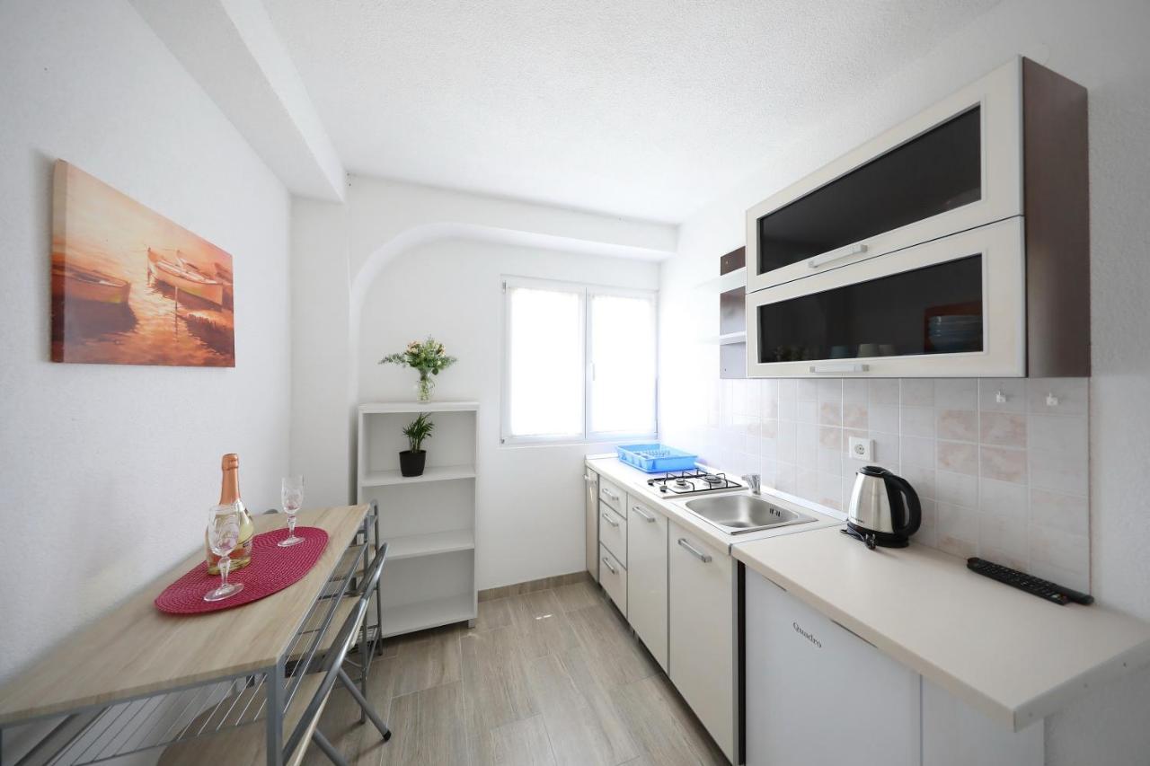 Apartment Ap Roko&dina Nin